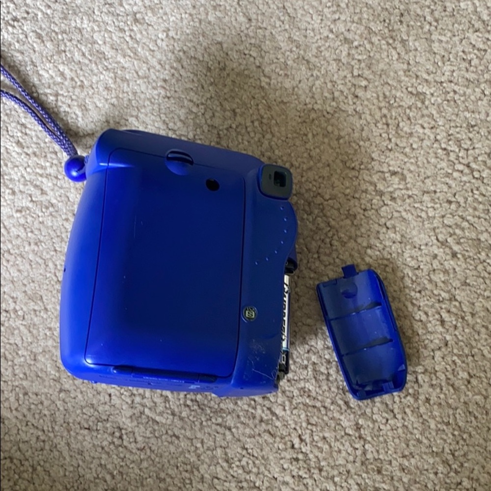 Polaroid Camera - Picture 2 of 4